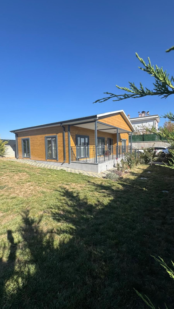 GÖDENE DE MERKEZE YAKIN KONUMDA 3+1 BAHÇELİ EV